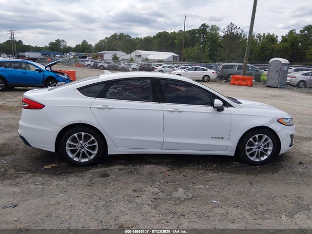 2019 Ford Fusion Hybrid Se მანქანა იყიდება აუქციონზე, vin: 3FA6P0LU4KR264013, აუქციონის ნომერი: 45699307