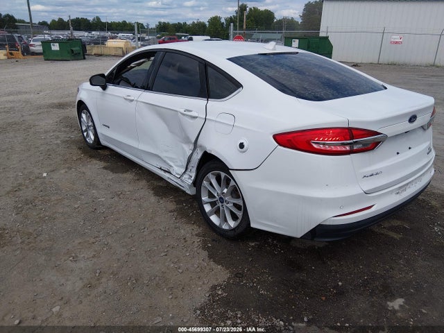 2019 Ford Fusion Hybrid Se მანქანა იყიდება აუქციონზე, vin: 3FA6P0LU4KR264013, აუქციონის ნომერი: 45699307