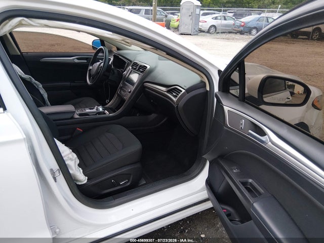 2019 Ford Fusion Hybrid Se მანქანა იყიდება აუქციონზე, vin: 3FA6P0LU4KR264013, აუქციონის ნომერი: 45699307
