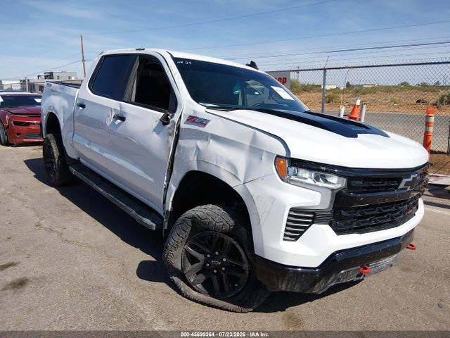 Продажа на аукционе авто 2024 Chevrolet Silverado 1500 4wd  Short Bed Lt Trail Boss, vin: 3GCUDFED9RG417405, номер лота: 45699364