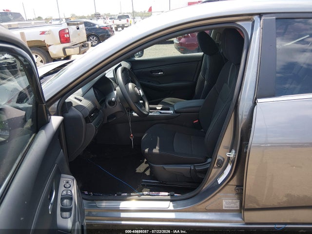 45699387 :رقم المزاد ، 3N1AB8CV8SY336365 vin ، 2025 Nissan Sentra Sv مزاد بيع