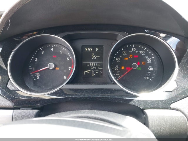 Продажа на аукционе авто 2016 Volkswagen Jetta 1.8t Sport, vin: 3VWD17AJ2GM326224, номер лота: 45699390