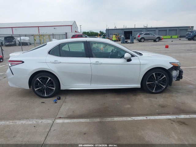 4T1B61HK6KU724057 Toyota CAMRY XSE