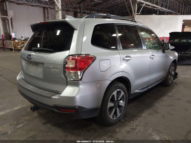 JF2SJAEC6HH526162 Subaru Forester 2.5i Premium