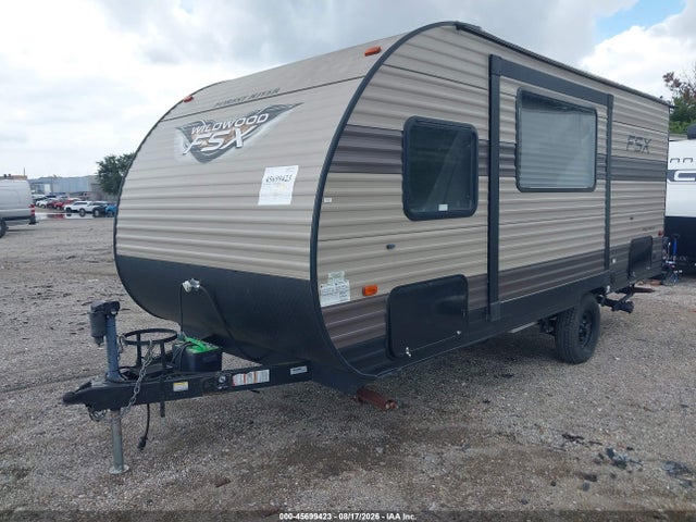 Aukcja sprzedaży 2020 Forest River Wildwood Fsx 178bhs Travel Trailer, vin: 4X4TWDT15LY093590, numer aukcji: 45699423