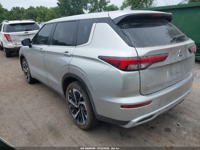 Продаж на аукціоні авто 2022 Mitsubishi Outlander Se 2.5 2wd, vin: JA4J3UA81NZ038342, номер лоту: 45699456