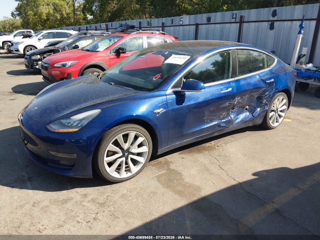 5YJ3E1EB6KF194195 Tesla Model 3 Long Range/performance