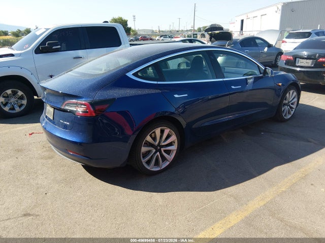 5YJ3E1EB6KF194195 Tesla Model 3 Long Range/performance