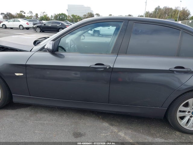 45699491 :رقم المزاد ، WBAVC535X7FZ76454 vin ، 2007 Bmw 328i مزاد بيع