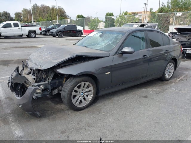 45699491 :رقم المزاد ، WBAVC535X7FZ76454 vin ، 2007 Bmw 328i مزاد بيع