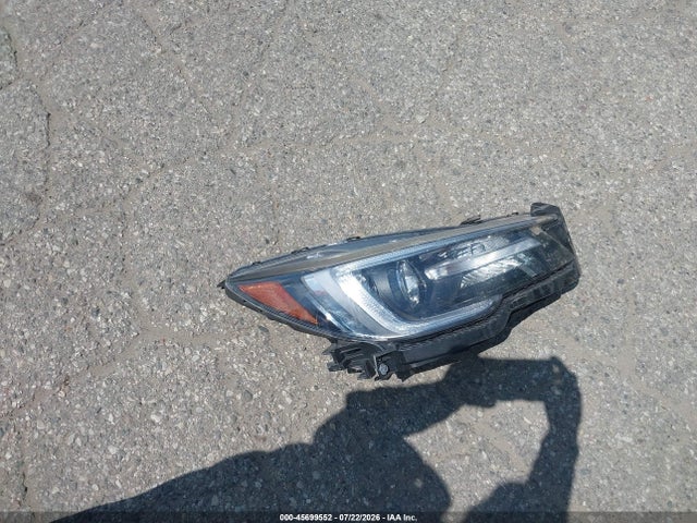 45699552 :رقم المزاد ، 4S4BSENC7J3207922 vin ، 2018 Subaru Outback 3.6r Limited مزاد بيع