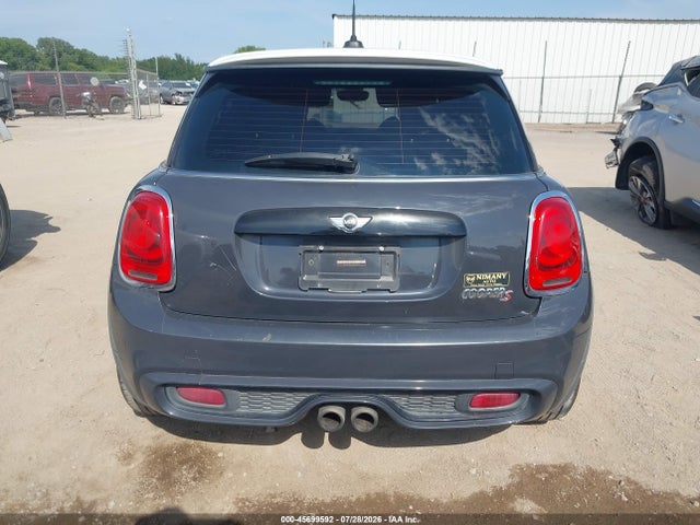 45699592 :رقم المزاد ، WMWXP7C59F2A41041 vin ، 2015 Mini Hardtop Cooper S مزاد بيع