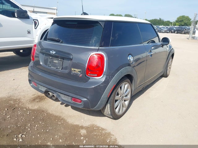 45699592 :رقم المزاد ، WMWXP7C59F2A41041 vin ، 2015 Mini Hardtop Cooper S مزاد بيع