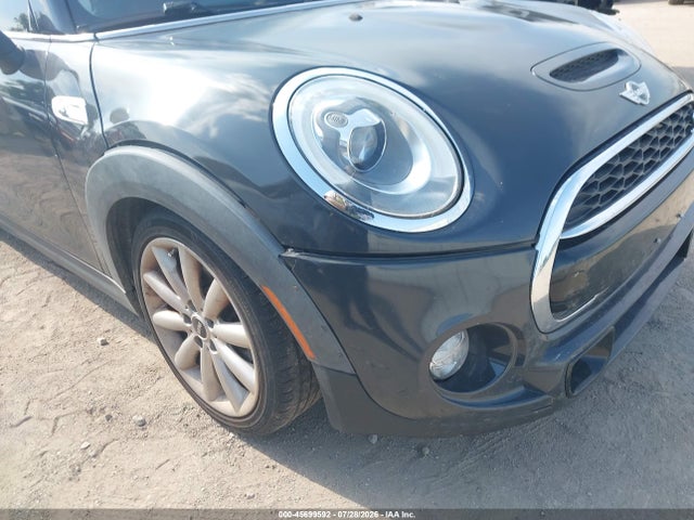 45699592 :رقم المزاد ، WMWXP7C59F2A41041 vin ، 2015 Mini Hardtop Cooper S مزاد بيع