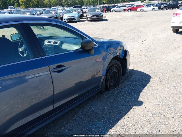 45699682 :رقم المزاد ، 4S3BNAA63G3030461 vin ، 2016 Subaru Legacy 2.5i مزاد بيع
