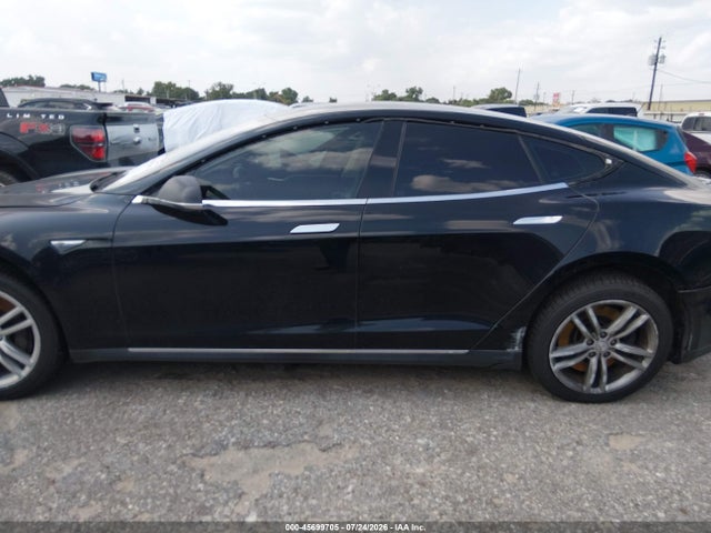 Tesla Model S P85 2014 5YJSA1H16EFP55767 Image 13