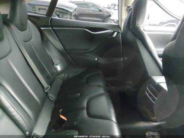 Tesla Model S P85 2014 5YJSA1H16EFP55767 Image 8
