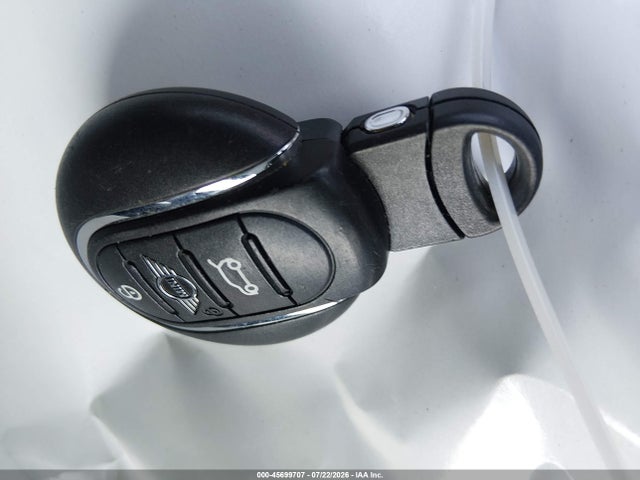 Продаж на аукціоні авто 2023 Mini Convertible Cooper S, vin: WMW43DL08P3P74353, номер лоту: 45699707