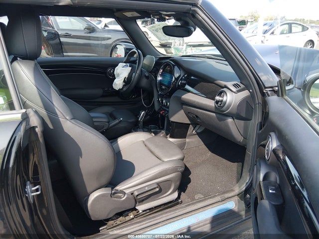 Продаж на аукціоні авто 2023 Mini Convertible Cooper S, vin: WMW43DL08P3P74353, номер лоту: 45699707