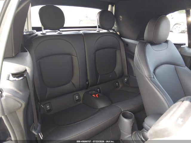 Продаж на аукціоні авто 2023 Mini Convertible Cooper S, vin: WMW43DL08P3P74353, номер лоту: 45699707