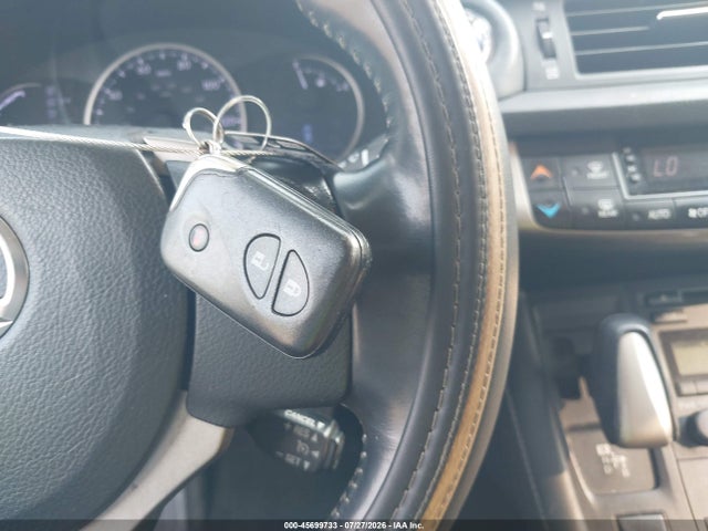 45699733 :رقم المزاد ، JTHKD5BH4F2216989 vin ، 2015 Lexus Ct 200h مزاد بيع
