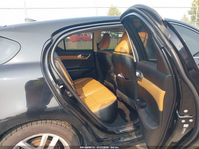 45699733 :رقم المزاد ، JTHKD5BH4F2216989 vin ، 2015 Lexus Ct 200h مزاد بيع