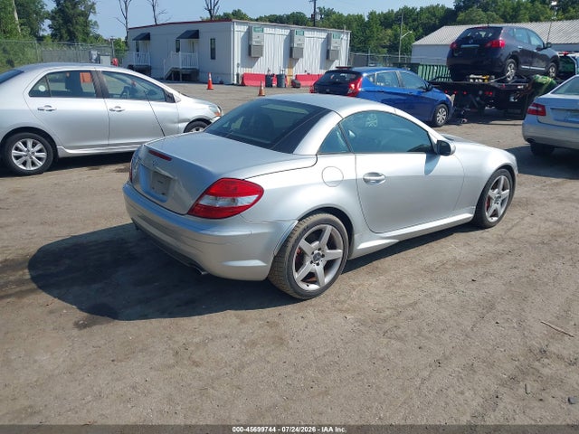 Продаж на аукціоні авто 2006 Mercedes-benz Slk 350, vin: WDBWK56F46F084535, номер лоту: 45699744