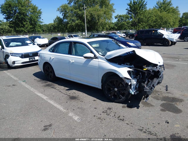 Продажа на аукционе авто 2021 Volkswagen Passat 2.0t Se, vin: 1VWSA7A36MC003221, номер лота: 45699771