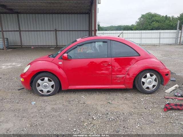 2001 Volkswagen New Beetle Gls Tdi მანქანა იყიდება აუქციონზე, vin: 3VWCP21C21M468756, აუქციონის ნომერი: 45699785