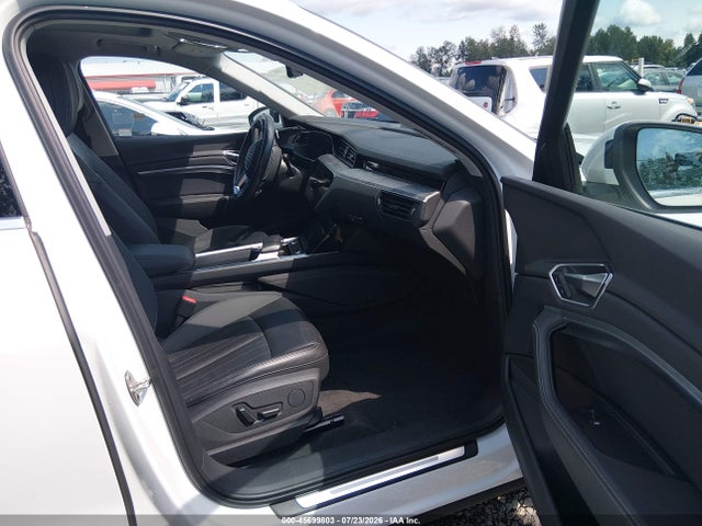 Aukcja sprzedaży 2023 Audi E-tron Premium Quattro, vin: WA1AAAGE6PB002773, numer aukcji: 45699803