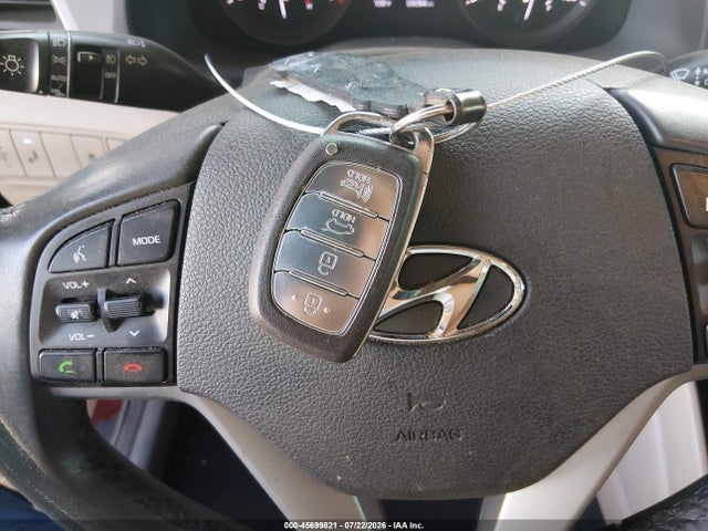 2017 Hyundai Tucson Se Plus მანქანა იყიდება აუქციონზე, vin: KM8J33A47HU526091, აუქციონის ნომერი: 45699821
