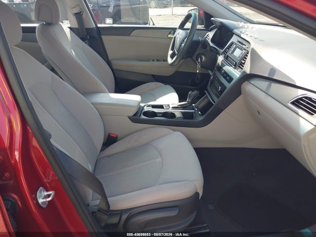 Продажа на аукционе авто 2015 Hyundai Sonata Se, vin: 5NPE24AF4FH128389, номер лота: 45699853