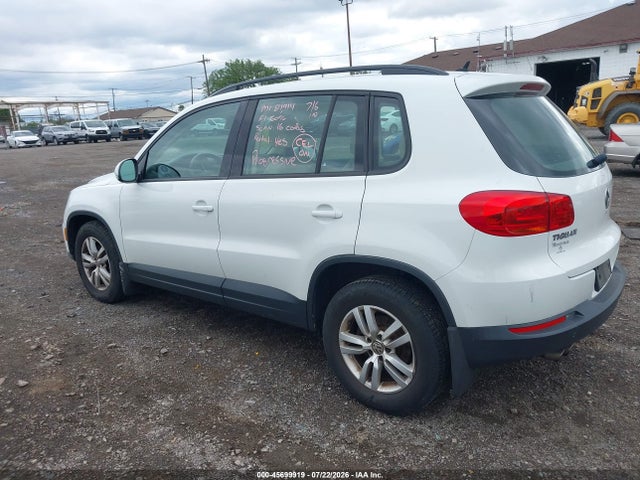 Продаж на аукціоні авто 2016 Volkswagen Tiguan S, vin: WVGBV7AX9GW559788, номер лоту: 45699919