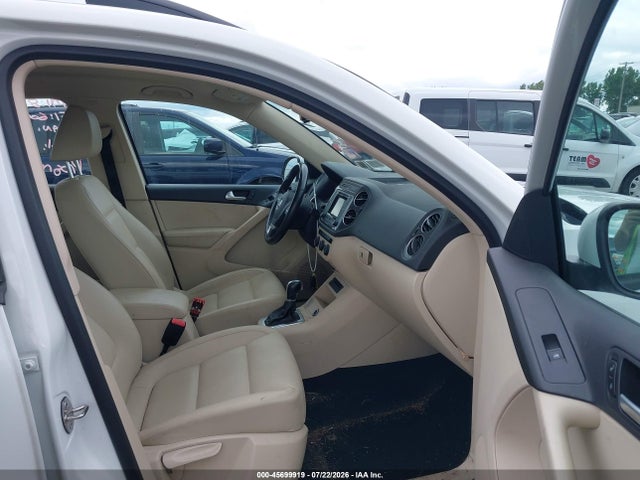 Продаж на аукціоні авто 2016 Volkswagen Tiguan S, vin: WVGBV7AX9GW559788, номер лоту: 45699919
