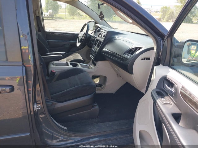 2C4RDGCG5ER388823 Dodge Grand Caravan Sxt