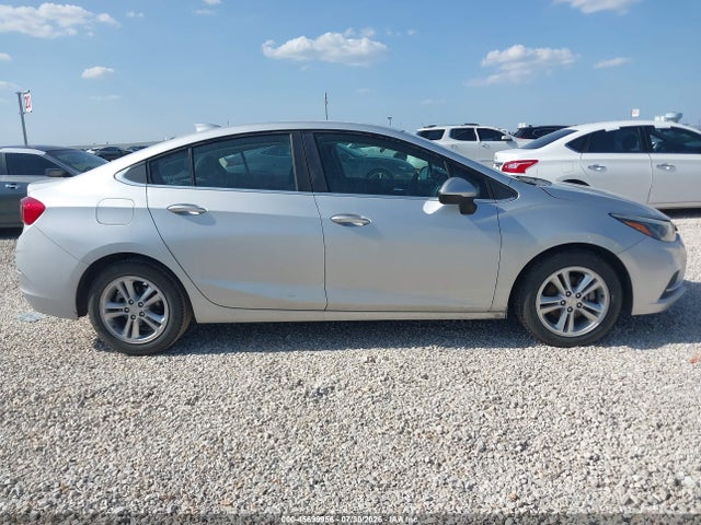 Aukcja sprzedaży 2018 Chevrolet Cruze Lt Auto, vin: 1G1BE5SM6J7175989, numer aukcji: 45699956