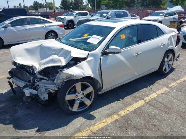 Chevrolet Malibu 2lz 2014 1G11J5SX6EF253121 Image 2