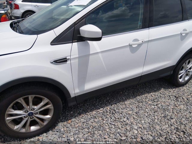 Ford ESCAPE SE 2017 1FMCU0GD4HUC68401 Image 6