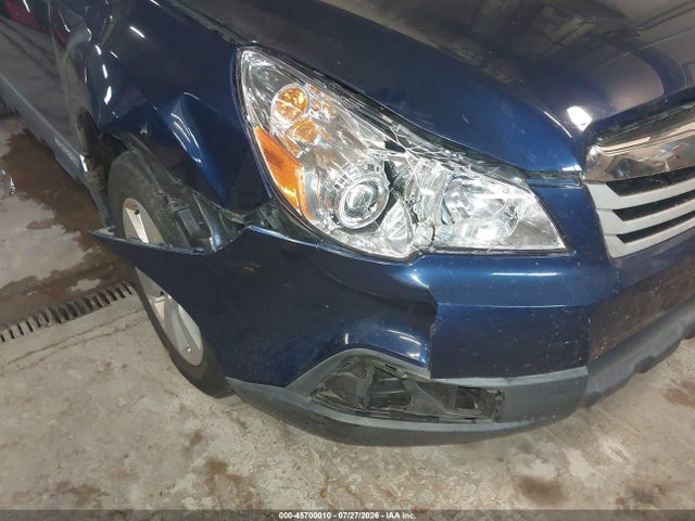 2011 Subaru Outback 2.5i Premium მანქანა იყიდება აუქციონზე, vin: 4S4BRBCC5B3326857, აუქციონის ნომერი: 45700010