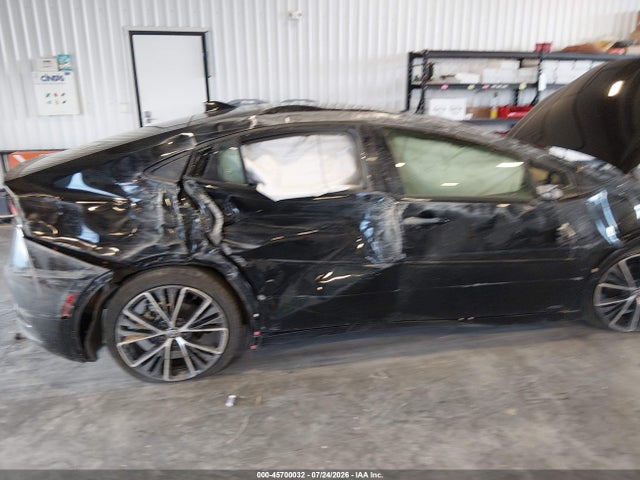 JTDADABU6R3010770 Toyota Prius Xle Awd-e