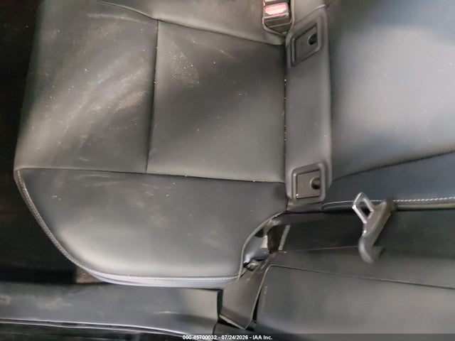JTDADABU6R3010770 Toyota Prius Xle Awd-e
