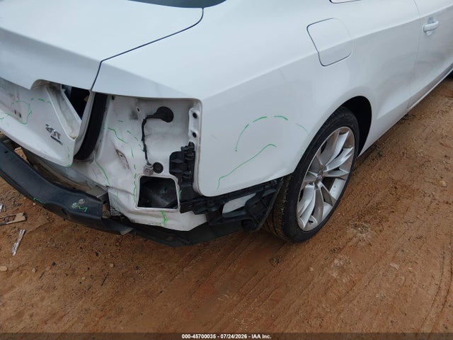 Продаж на аукціоні авто 2013 Audi A5 2.0t Premium, vin: WAUCFAFR5DA070176, номер лоту: 45700035