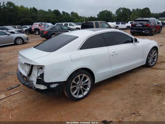 Продаж на аукціоні авто 2013 Audi A5 2.0t Premium, vin: WAUCFAFR5DA070176, номер лоту: 45700035