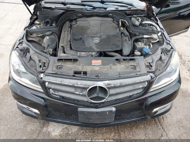 Aukcja sprzedaży 2013 Mercedes-benz C 300 Sport 4matic, vin: WDDGF8AB8DA806606, numer aukcji: 45700066
