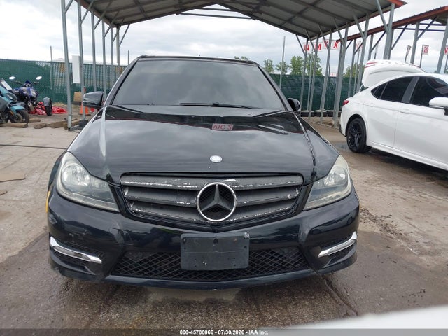 Aukcja sprzedaży 2013 Mercedes-benz C 300 Sport 4matic, vin: WDDGF8AB8DA806606, numer aukcji: 45700066