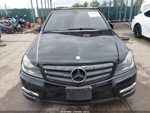 Aukcja sprzedaży 2013 Mercedes-benz C 300 Sport 4matic, vin: WDDGF8AB8DA806606, numer aukcji: 45700066