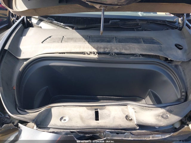 2024 Tesla Model Y Long Range Dual Motor All-wheel Drive მანქანა იყიდება აუქციონზე, vin: 7SAYGDEE2RF117137, აუქციონის ნომერი: 45700073