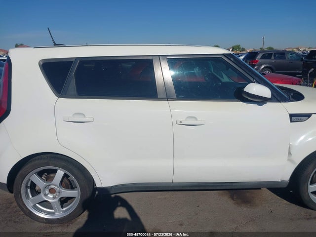 KIA Soul 2015 KNDJN2A25F7223880 Image 13