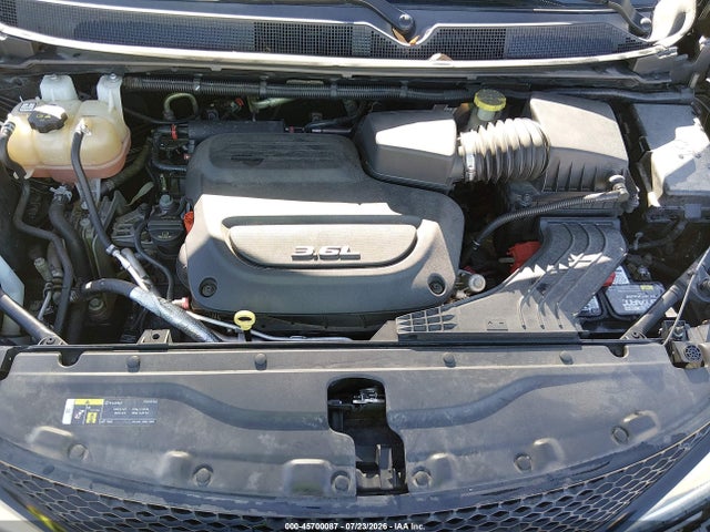 45700087 :رقم المزاد ، 2C4RC1BG0JR237447 vin ، 2018 Chrysler Pacifica Touring L مزاد بيع