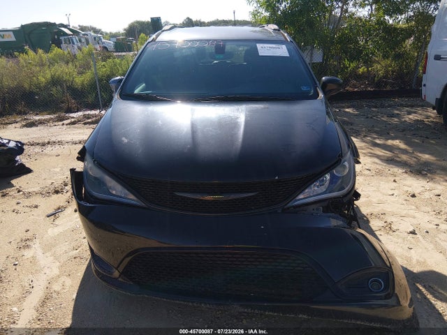 45700087 :رقم المزاد ، 2C4RC1BG0JR237447 vin ، 2018 Chrysler Pacifica Touring L مزاد بيع